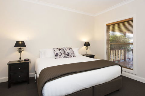 Colonial Court Villas - Accommodation Gladstone 13