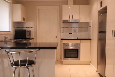 Colonial Court Villas - Accommodation Gladstone 27