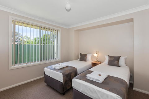 Colonial Court Villas - Accommodation Gladstone 37