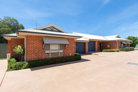 Colonial Court Villas - Accommodation Gladstone 35