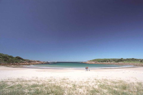 On The Beach Getaway - Accommodation Gladstone 10