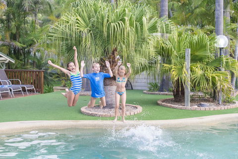 The Palms At Avoca - Accommodation Gladstone 17