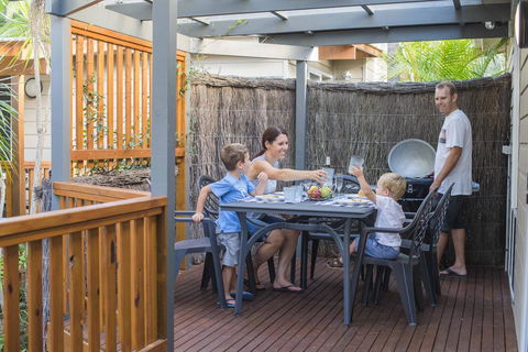 The Palms At Avoca - Accommodation Gladstone 27