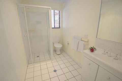 The Palms At Avoca - Accommodation Gladstone 43