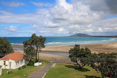 The Rotunda, Gerroa - Accommodation Gladstone 34