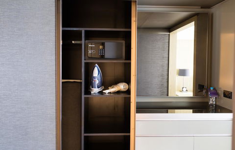 Hyatt Regency Sydney - Accommodation Gladstone 8