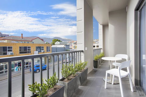 CH Boutique Hotel & Apartments, Ascend Hotel Collection - Accommodation Gladstone 14