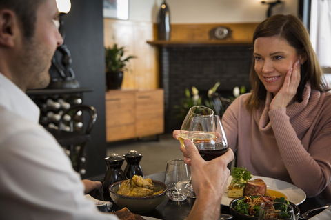 CH Boutique Hotel & Apartments, Ascend Hotel Collection - Accommodation Gladstone 35
