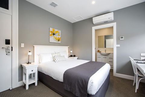 CH Boutique Hotel & Apartments, Ascend Hotel Collection - Accommodation Gladstone 25