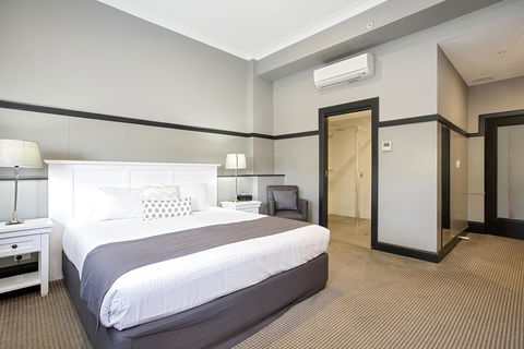CH Boutique Hotel & Apartments, Ascend Hotel Collection - Accommodation Gladstone 22