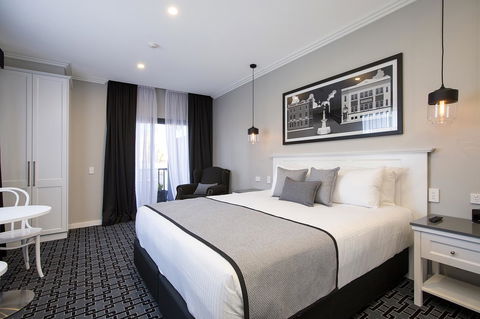 CH Boutique Hotel & Apartments, Ascend Hotel Collection - Accommodation Gladstone 2