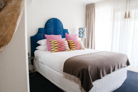 The Lord Byron - Accommodation Gladstone 1