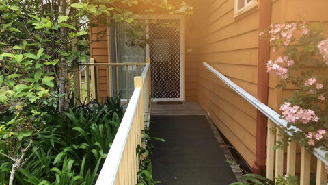 Little Gem - Accommodation Gladstone 1