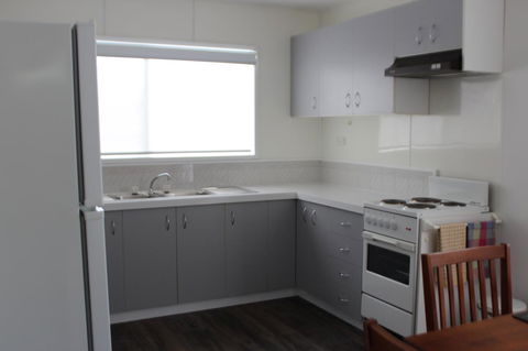 Little Gem - Accommodation Gladstone 8