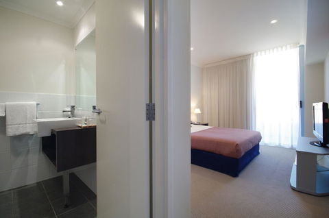 Macquarie Waters Boutique Apartment Hotel - Accommodation Gladstone 22