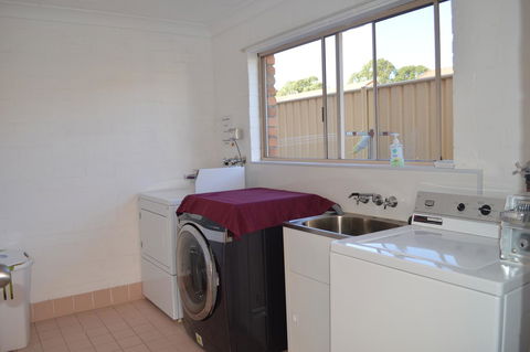 Best Western Kennedy Drive Airport Motel - Accommodation Gladstone 44