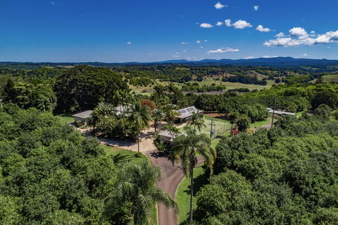 Byron Hinterland Villas - Accommodation Gladstone 12