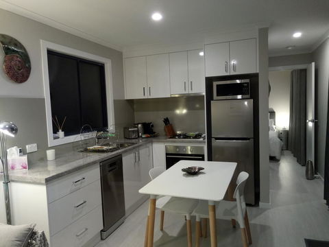 Sweet Spot Shellharbour - Accommodation Gladstone 5