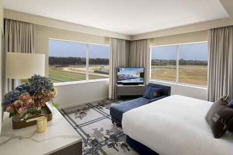 The William Inglis Mgallery - Accommodation Gladstone 2