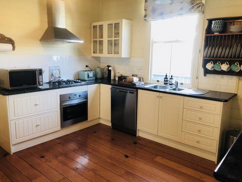 Belltrees - Accommodation Gladstone 1