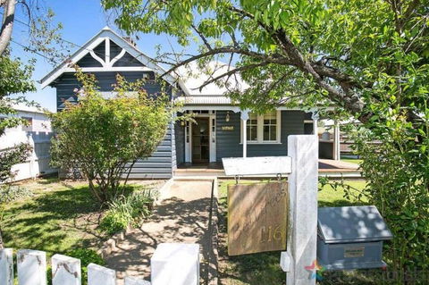Belltrees - Accommodation Gladstone 0