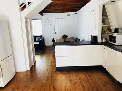 Little Blue Beach House - Accommodation Gladstone 10