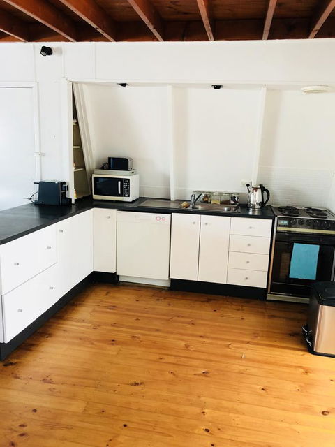 Little Blue Beach House - Accommodation Gladstone 11