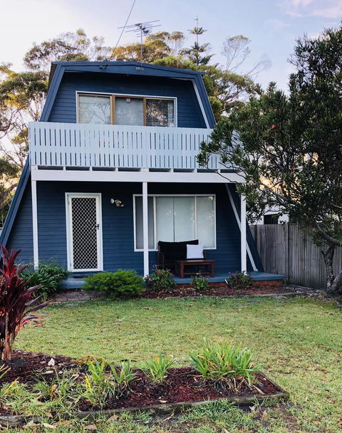 Little Blue Beach House - Accommodation Gladstone 1