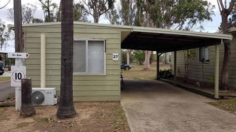 Glenwood Tourist Park & Motel - Accommodation Gladstone 2