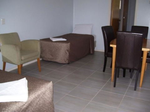 Glenwood Tourist Park & Motel - Accommodation Gladstone 12