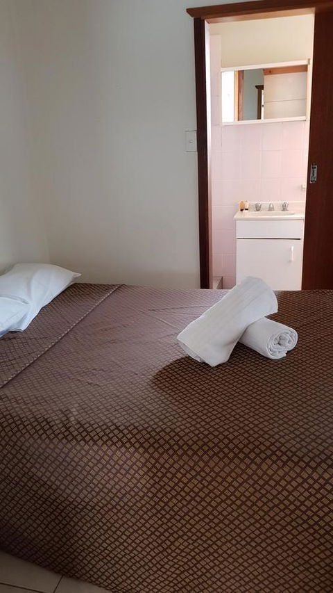 Glenwood Tourist Park & Motel - Accommodation Gladstone 1