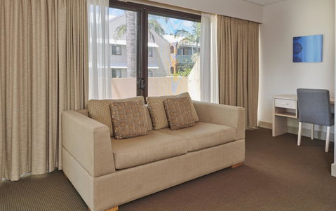Waves Byron Bay - Accommodation Gladstone 33