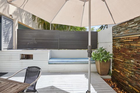 Waves Byron Bay - Accommodation Gladstone 37