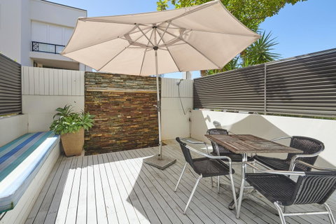 Waves Byron Bay - Accommodation Gladstone 38