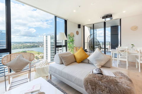Japanese Style Waterfront Apt Wt Rooftop Pool - Accommodation Gladstone 23