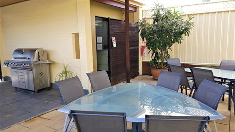 Great Escape Lofts - Accommodation Gladstone 6