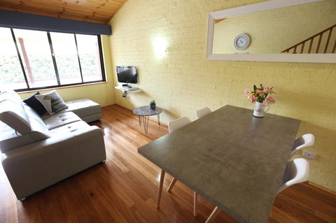 Great Escape Lofts - Accommodation Gladstone 24