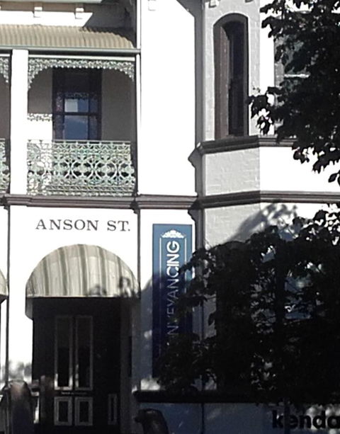 182 Anson Street - Accommodation Gladstone 6