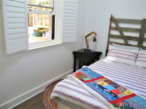 Apple Tree Cottage - Accommodation Gladstone 11
