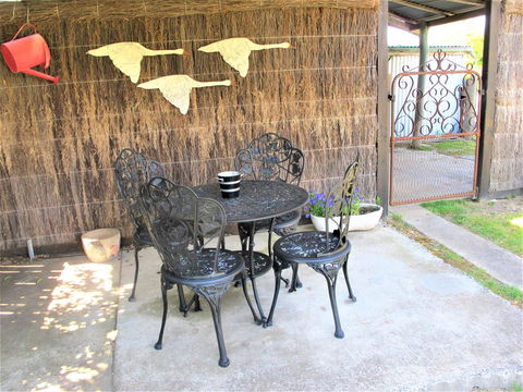Apple Tree Cottage - Accommodation Gladstone 29