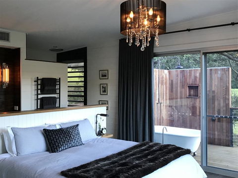 Amaroo Valley Springs - Accommodation Gladstone 9