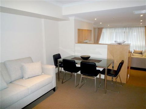 Wyndel Apartments Sydney CBD - Bond - Accommodation Gladstone 12