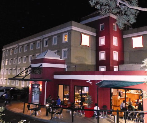 Ibis Thornleigh - Accommodation Gladstone 0