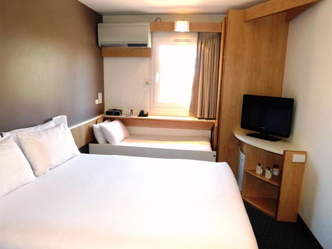 Ibis Thornleigh - Accommodation Gladstone 2