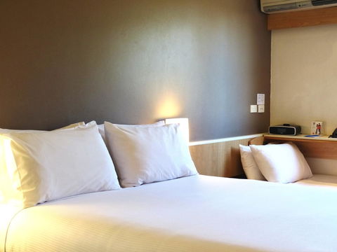 Ibis Thornleigh - Accommodation Gladstone 23