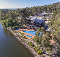 Oaks Cypress Lakes Resort - Accommodation Gladstone