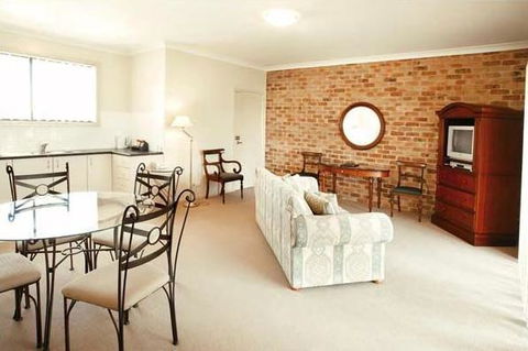 Potters Apartments - Accommodation Gladstone 11