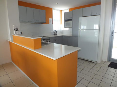 Pacific Marina Apartments - Accommodation Gladstone 19