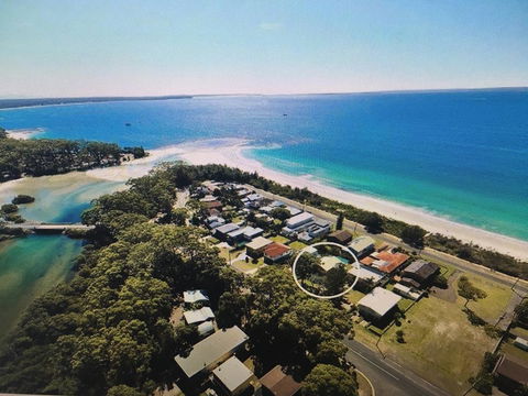 Arena Blanca Studio Apartment - Accommodation Gladstone 0