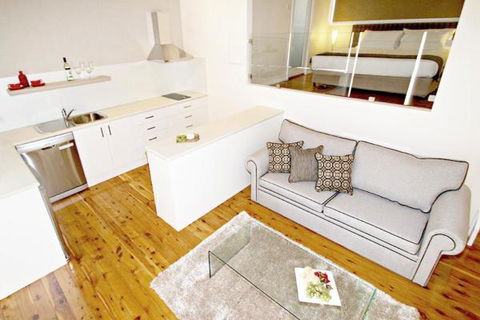 Wine Country Villas - Accommodation Gladstone 21